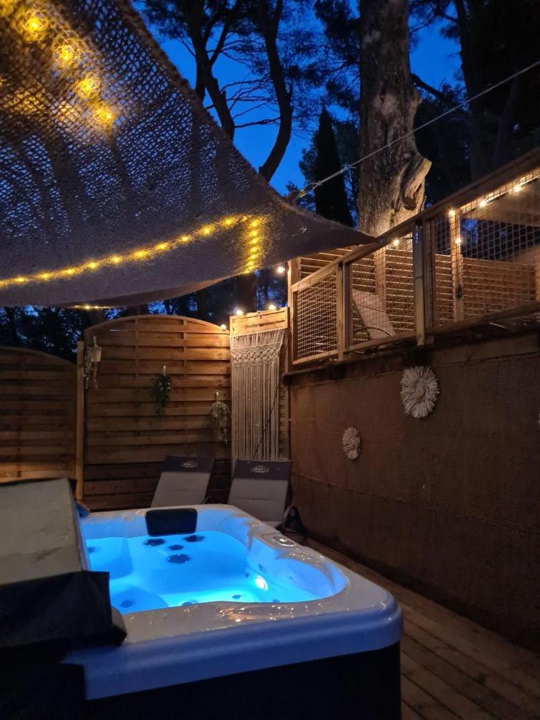 Le Beau Veze Hotel Carqueiranne Luaran gambar