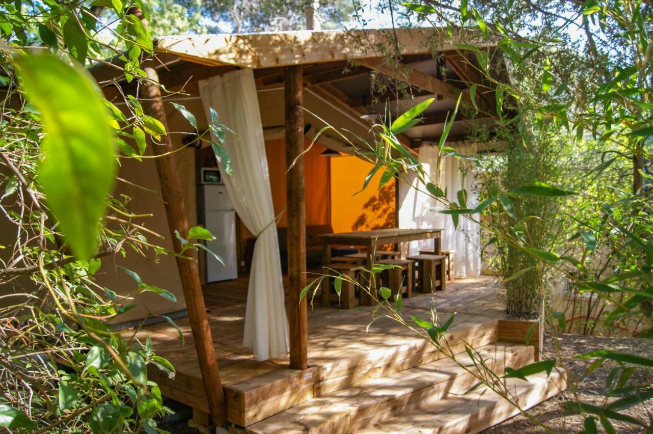 Le Beau Veze Hotel Carqueiranne Luaran gambar