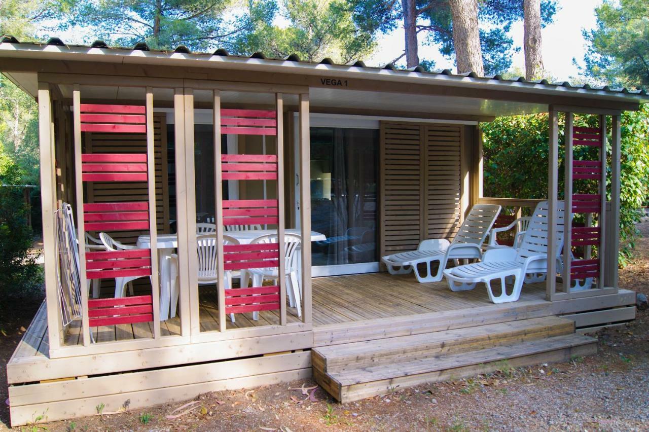 Le Beau Veze Hotel Carqueiranne Luaran gambar